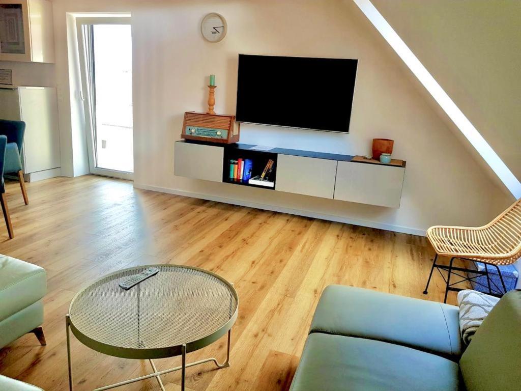 Apartments Bei Playmobil 2,130 M2,24H Self Check-In,Free Parking Zirndorf Buitenkant foto