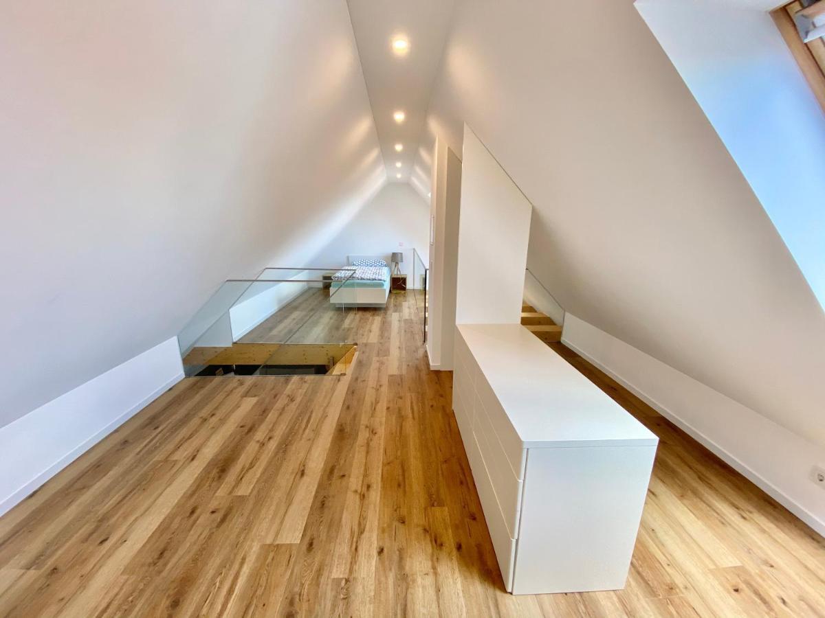 Apartments Bei Playmobil 2,130 M2,24H Self Check-In,Free Parking Zirndorf Buitenkant foto